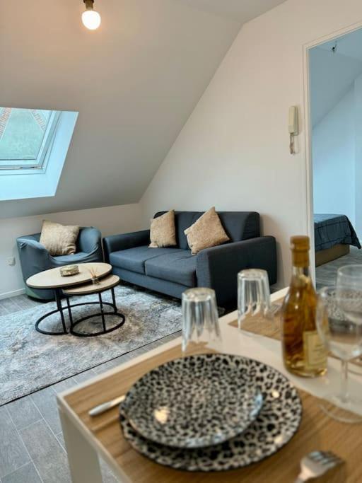 Superbe Appartement Tres Calme Et Confortable Реймс Екстериор снимка