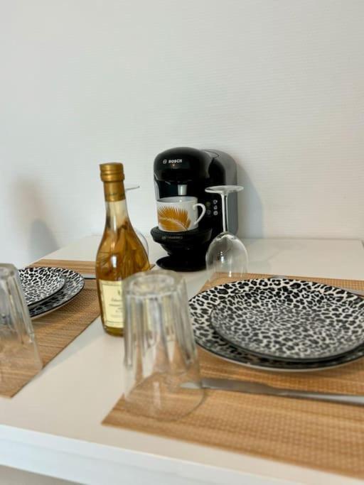 Superbe Appartement Tres Calme Et Confortable Реймс Екстериор снимка