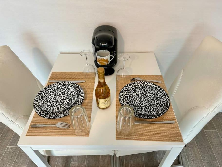 Superbe Appartement Tres Calme Et Confortable Реймс Екстериор снимка